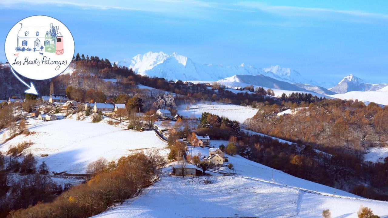 Les Hauts Paturages Bed and Breakfast Ossun-ez-Angles Esterno foto